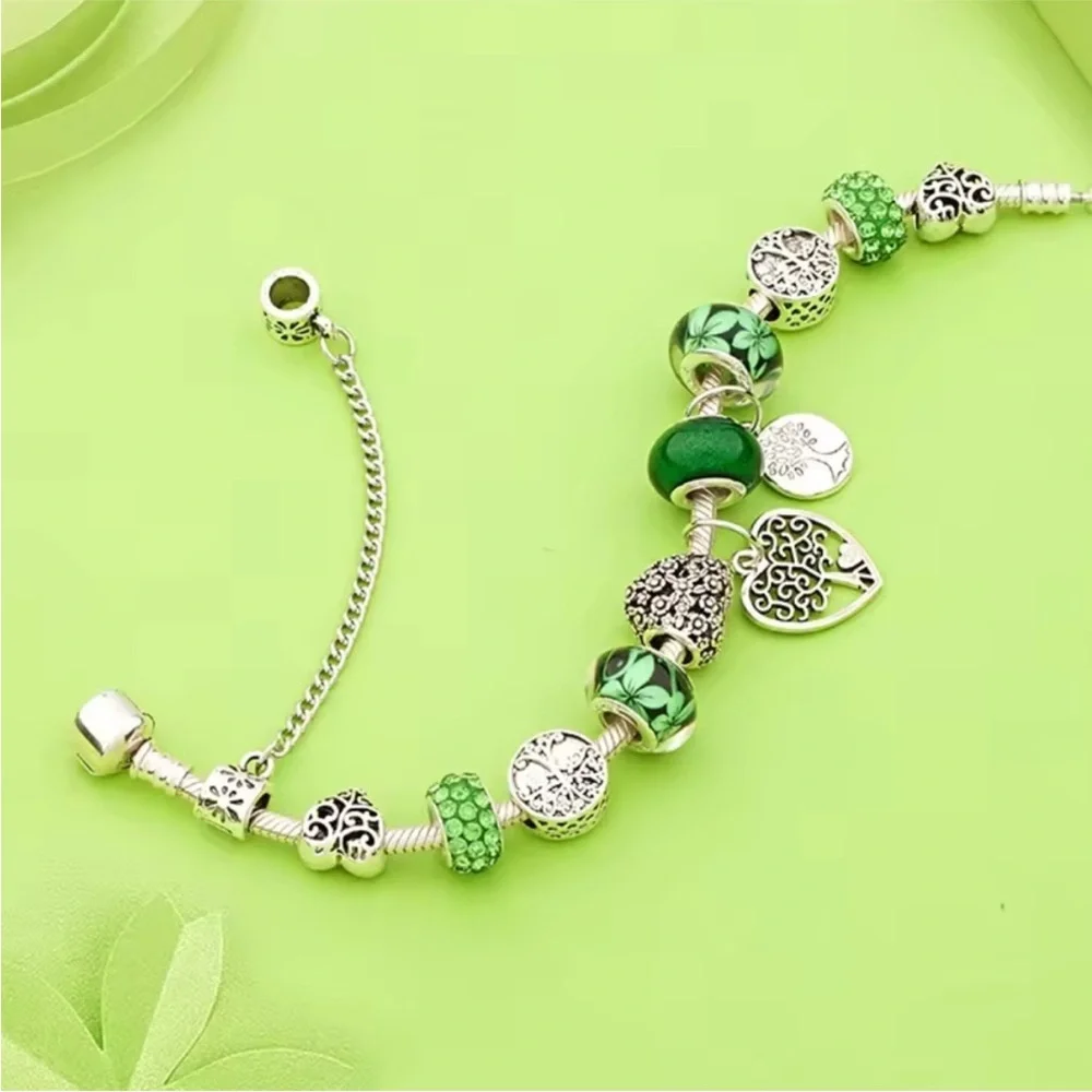 Anthropologie Silver and Green Beaded Bracelet - Picture 2 of 4